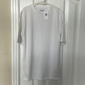 BNWT Old Navy boys workout t-shirt, size XL (14/16), white